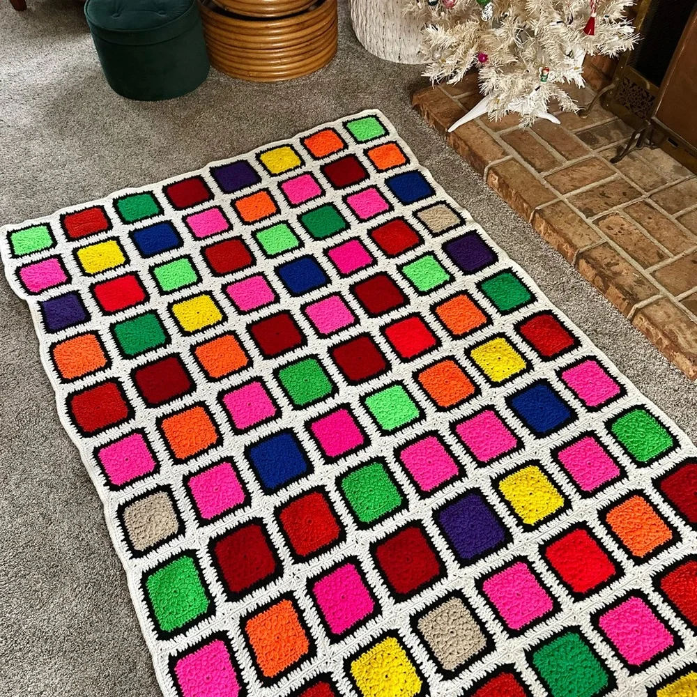 Vintage Colorful Crochet Afghan Blanket - Granny Squares
